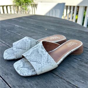 Franco Sarto Leslie Slide Sandal